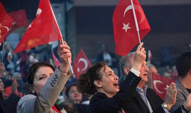 Kurtuluşun notaları Karşıyaka’da buluşuyor!