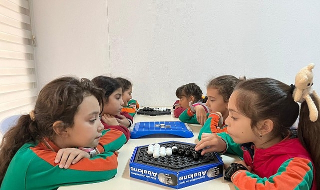 Başkan Çerçioğlu’nun Aydınlı Çocuklar İçin Başlattığı Satranç ve Akıl Oyunları Eğitimleri Devam Ediyor
