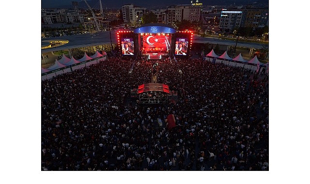 Büyükakın forma verdi, Fatma Turgut kutladı