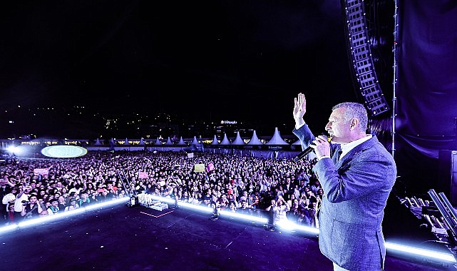 Büyükakın’dan, gençlere övgü:”Harikasınız!”