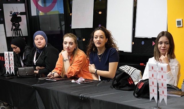 Netflix, Anadolu’daki Genç Yeteneklere Desteğini Sürdürüyor