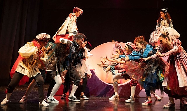 Nilüfer Kent Tiyatrosu 2024-2025 sezonunu tamamladı