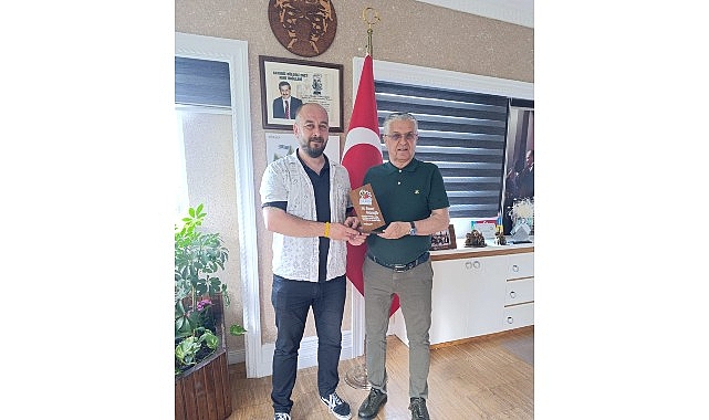 Polat Dede’den Başkan Topaloğlu’na teşekkür ziyareti