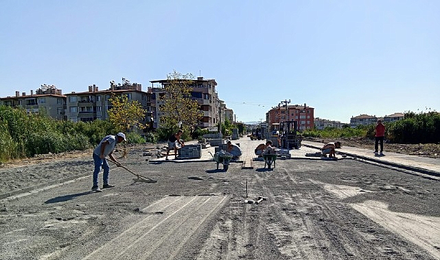 Edremit’in dört bir yanında çalışmalar aralıksız sürüyor