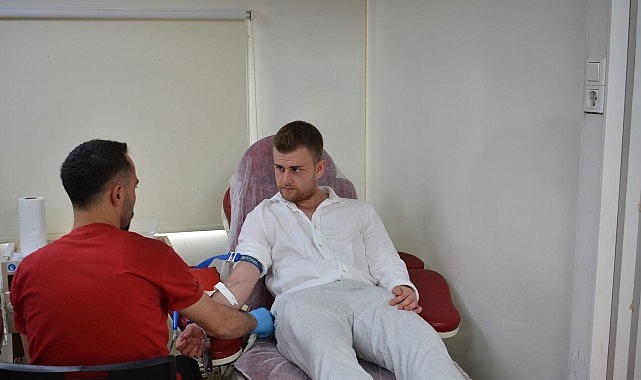 Ege Üniversitesinde Kan Bağışı Projesi: “Ege’ye Kan, Topluma Can”