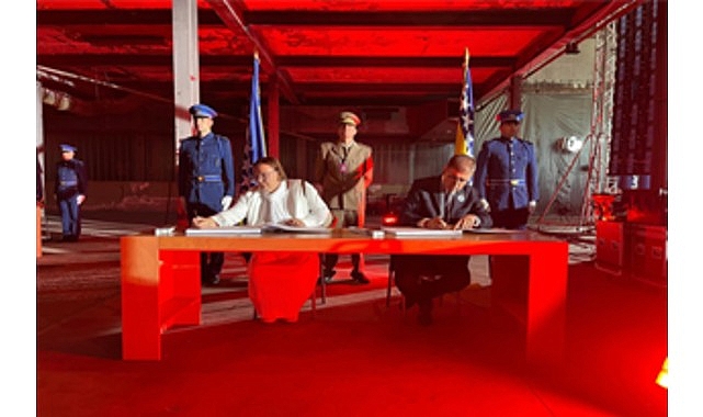 Başkan Tugay Bosna’da Srebrenitsa Katliamı’nın kurbanlarını andı