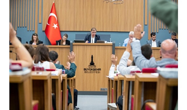 Başkan Tugay: Yangının yaralarını birlikte saracağız