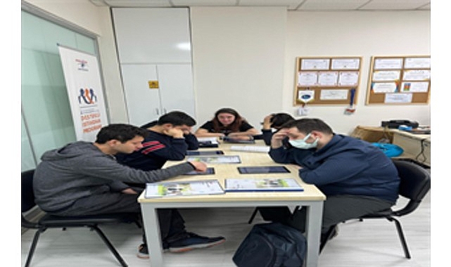 Büyükşehir’in nöro-çeşitli gençler için istihdam atağı sürüyor