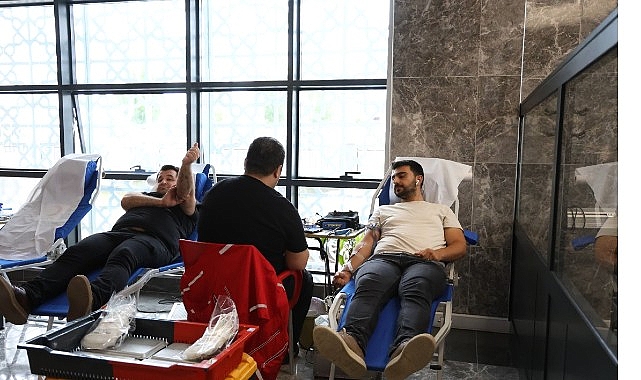 Kartepe Belediyesi’nde Kan Bağışı Kampanyası
