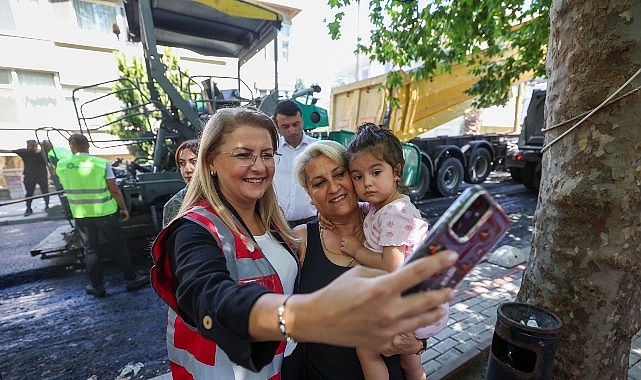 Şenlikköy’ün sokakları yenileniyor.