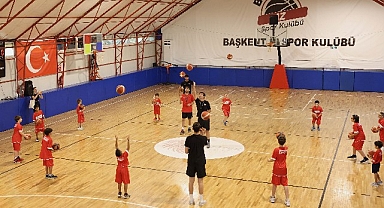 Geleceğin basketbolcuları Çankaya’da yetişiyor