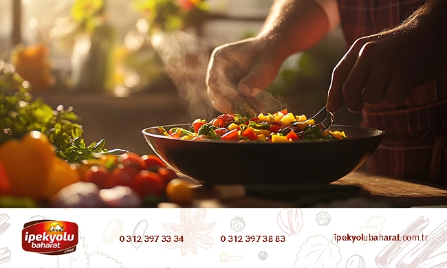 Sofraya Düşen Bir Tutam Hikâye